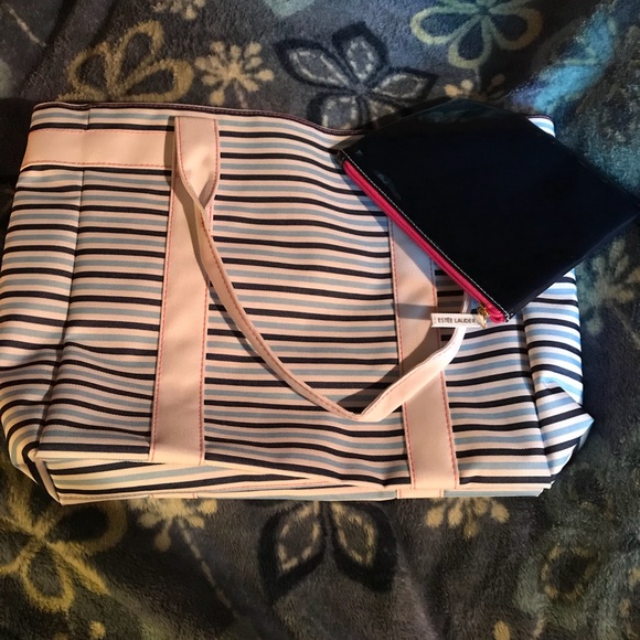Estee Lauder Handbags - 👜Estée Lauder bag and makeup purse👜 Estee Lauder Handbags - 👜Estée Lauder bag and makeup purse👜